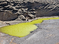 051-Grüne Lagune - El Golfo  Das "Grün" kommt von einer Algenart.