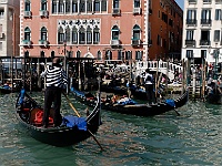 055  Gondola.