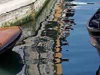 074  Wasserspiegelungen.